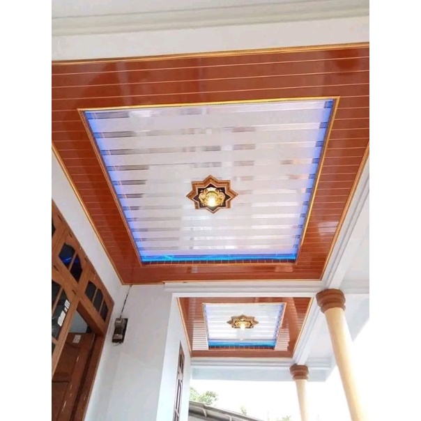 plafon PVC coklat dan putih