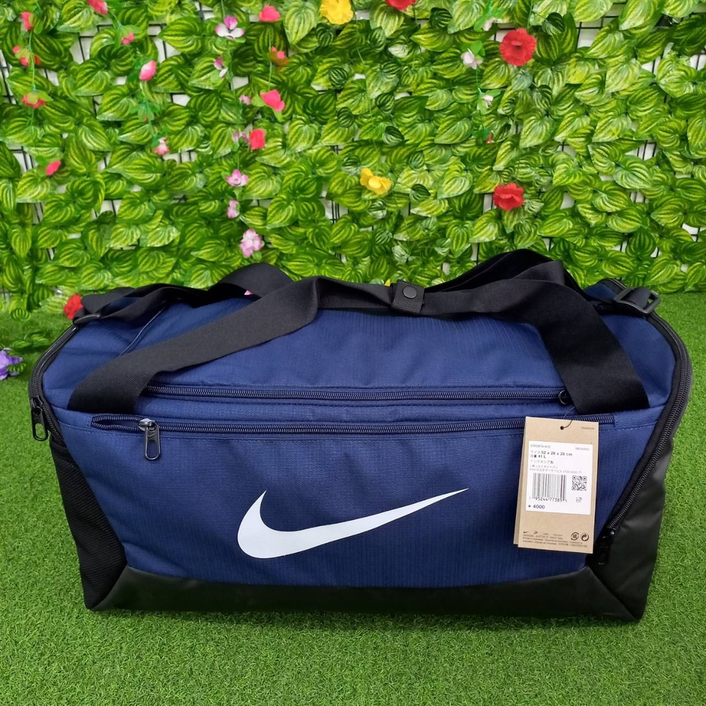 Nike WNTRZD Boston Duffle Bag