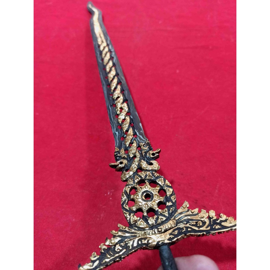 Keris Naga Kembar Kalacakra Kinatah Pusaka Sepang Garap Halus