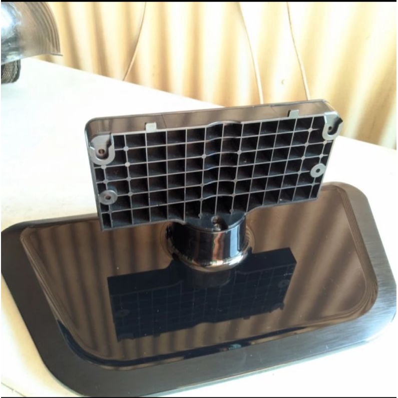 kaki TV LED Stand TV LG LG32LB530A Dudukan TV Stand TV LG LED 32 inch LG32LB530A