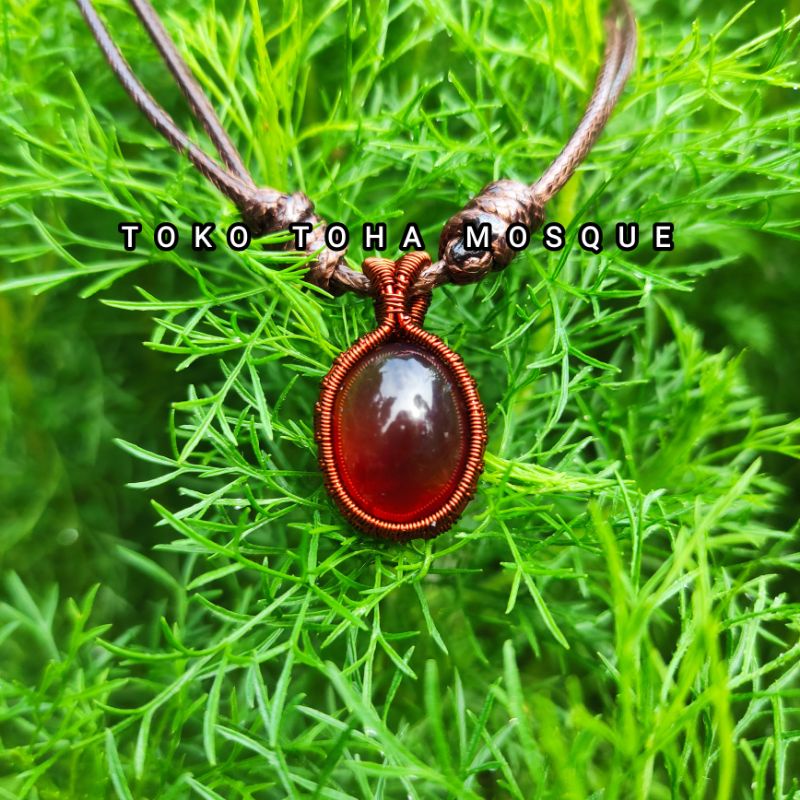 Kalung etnik liontin getah katilayu merah cirebon 100% asli getah katilayu