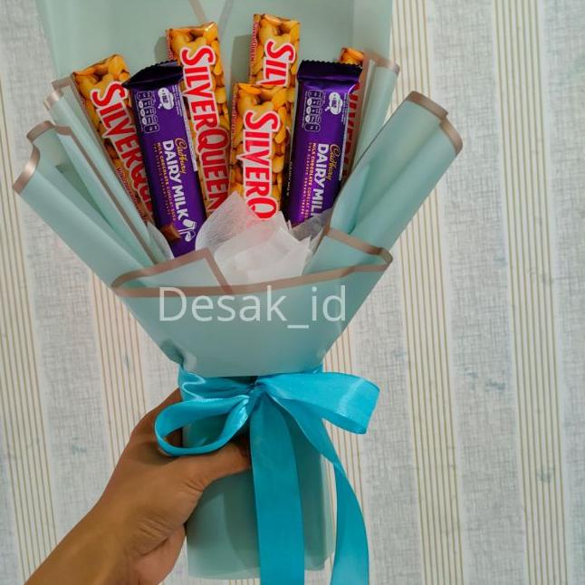 

➬ bucket coklat Silverqueen & Cadbury ♦