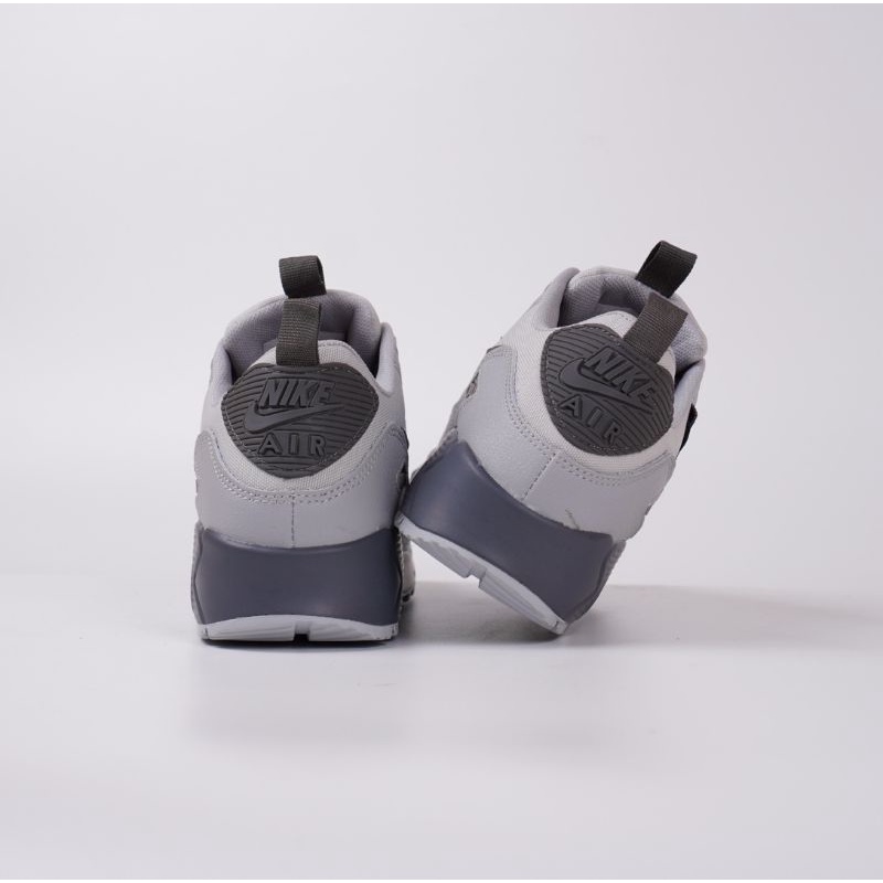 Sepatu Nike Air Max 90 Surplus Wolf Grey 1