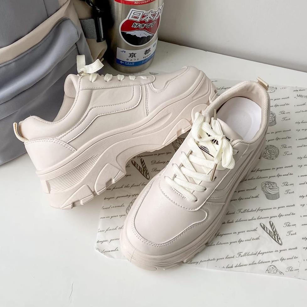 Murah Banget SEPATU SNEAKERS WANITA KOREA TAEYONG VN 01 TERBARU