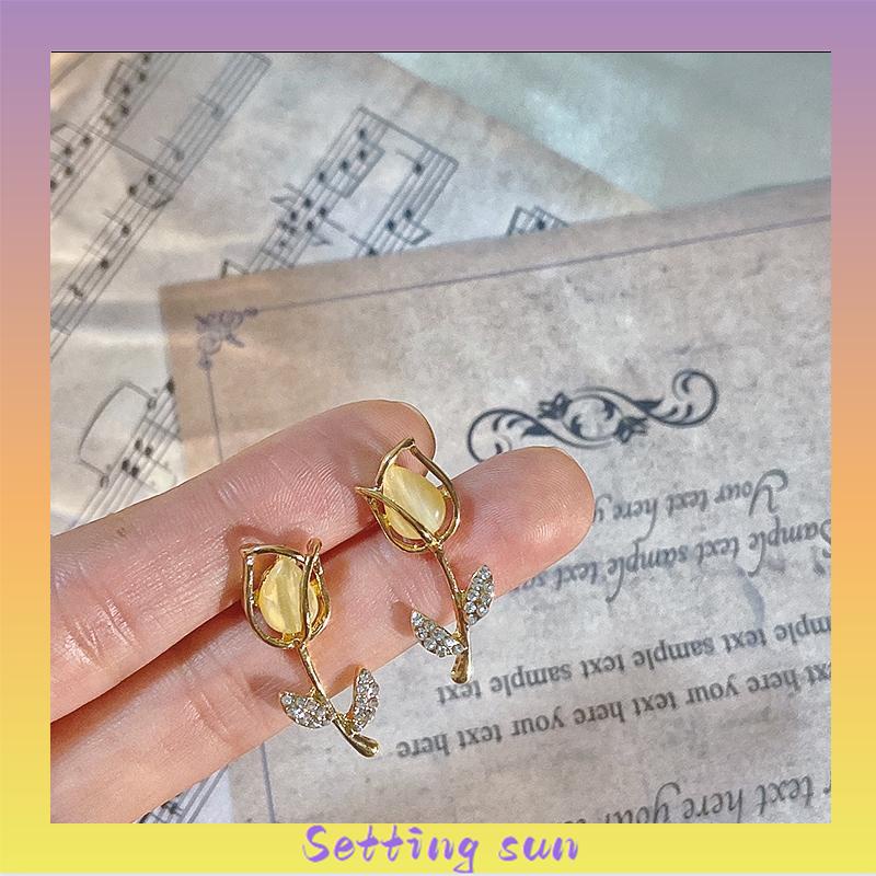 Anting Stud Desain Bunga Tulip Bahan S925 Silver Gaya Korea Untuk Wanita TN