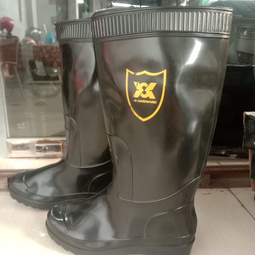 Sepatu Boots Hitam Tinggi Boots Karet / rain boots