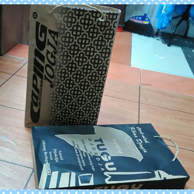 

Promo paper bag oleh-oleh jogja - besar Termurah