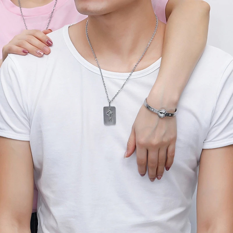 2buah/set Perhiasan Pasangan Cinta Lock Gelang Perak Kunci Konsentrik Gelang Kalung Liontin Anti Karat Gelang Kunci Kalung Fashion Kekasih Perhiasan Set