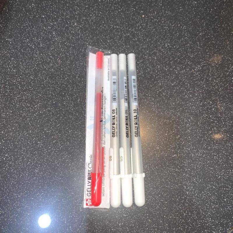 

sakura gelly roll white