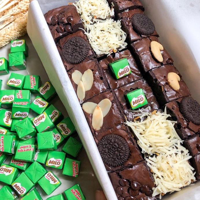 

➩ FUDGY BROWNIES PREMIUM/BROWNIES PANGGANG ◘