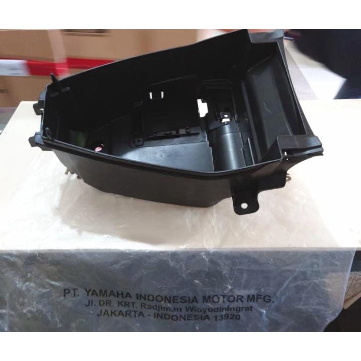 BOX BAGASI MIO M3 MIO S Z 125 ASLI ORI YAMAHA 2PH F4704 00