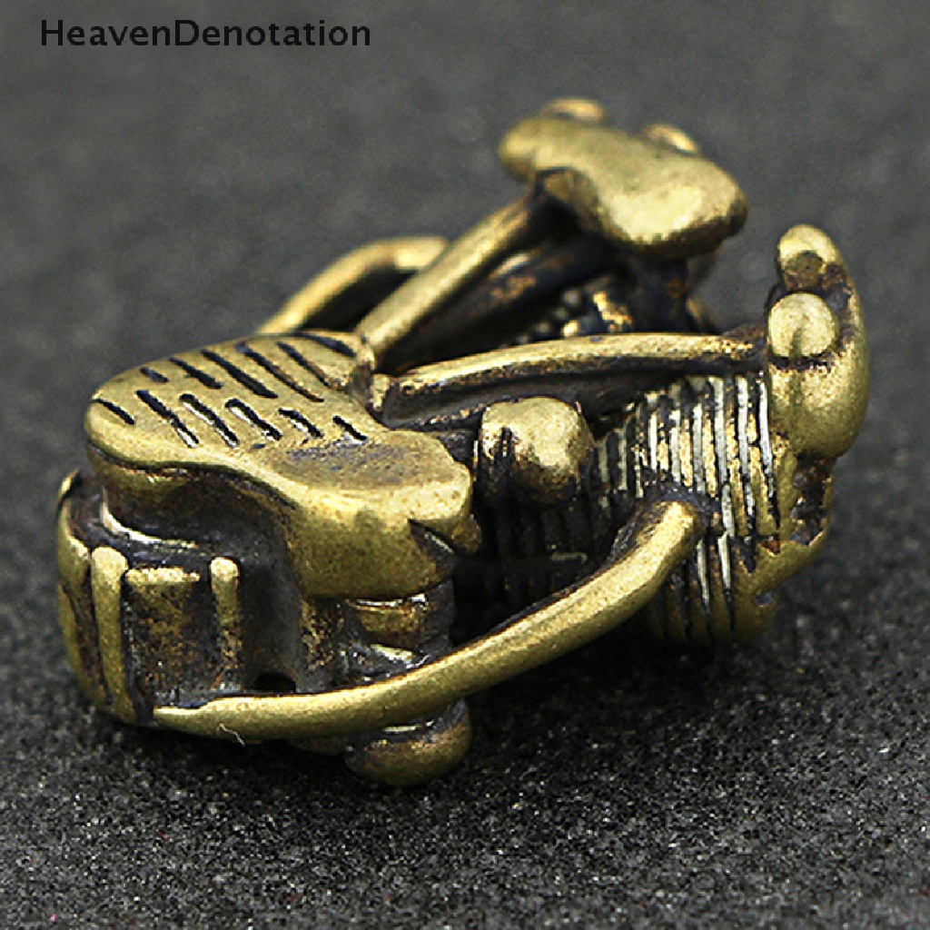 [HeavenDenotation] Retro Kuningan Mesin Motor Gantungan Kunci Liontin Kreatif Pria Lokomotif Mesin Liontin Mobil Gantung Jewlery HDV