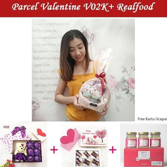 

Spesial Valentine Day Parcel Valentine 2020 Kado Bunga Valentine + Realfood V02K + Rf