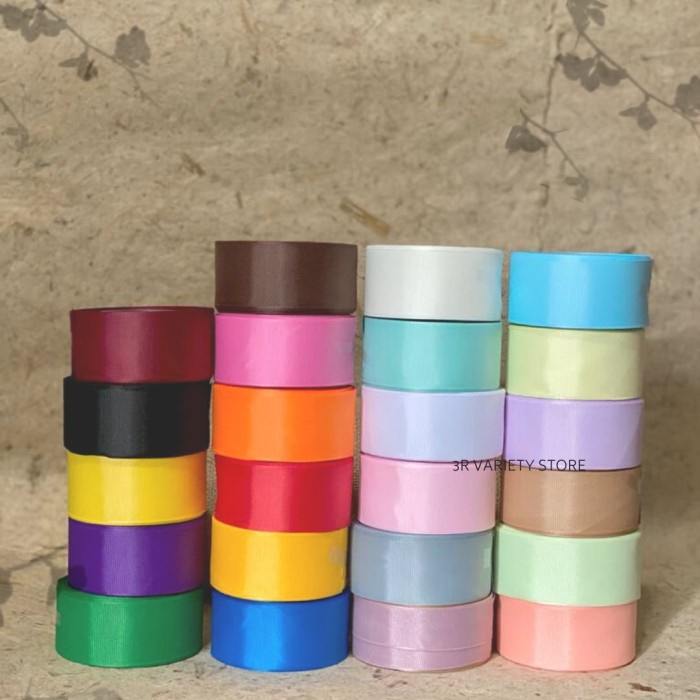 

AIM24- Pita Grossgrain Import 1,5 inch 4 cm Ribbon 20 yard ( +/- 18 m ) - silver