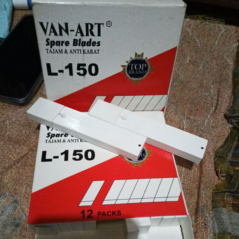 

Isi Cutter Besar L-150 (1PCS)