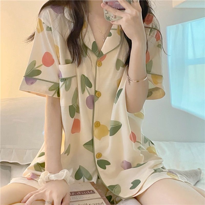 Versi Korea dari piyama lengan pendek wanita di dalam kardigan musim panas longgar baru di luar set