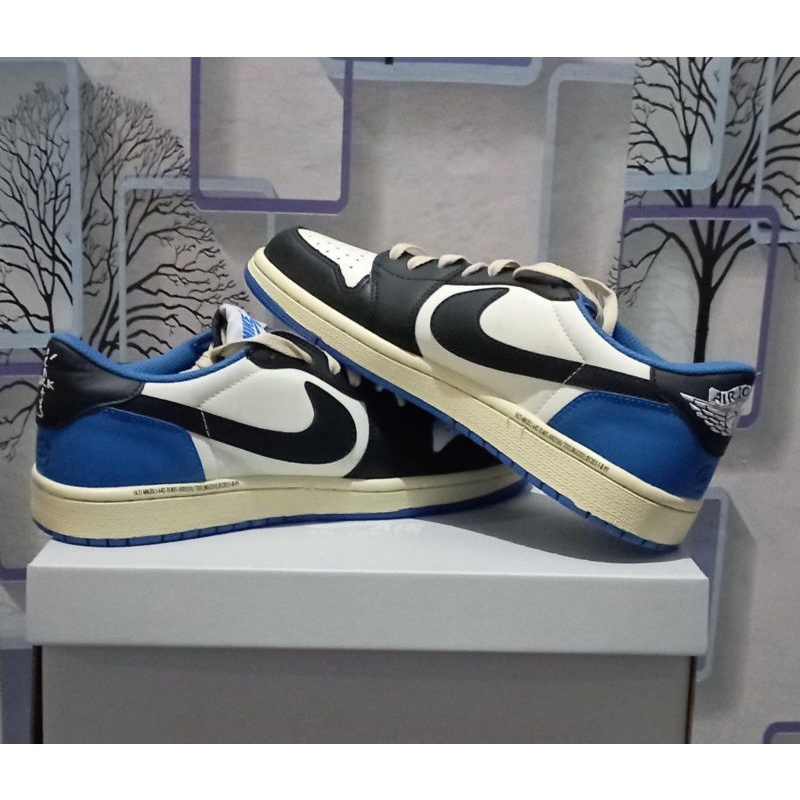 NIKE JORDAN 1 FRAGMENT X TRAVIS SCOT