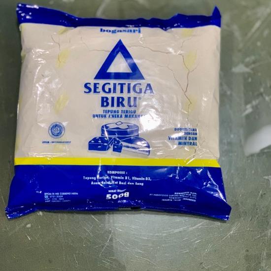 

❈ Tepung SEGITIGA BIRU 500 GR / DUS ( 20 Bungkus ) ➴