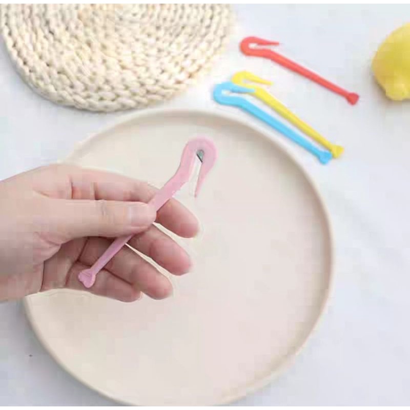 

alat mini pemotong karet