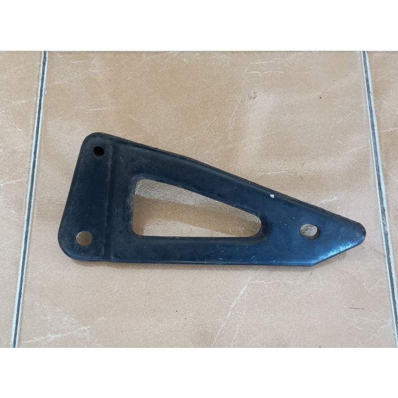 DUDUKAN / BREKET KNALPOT YAMAHA RX KING / RX SPESIAL ORIGINAL