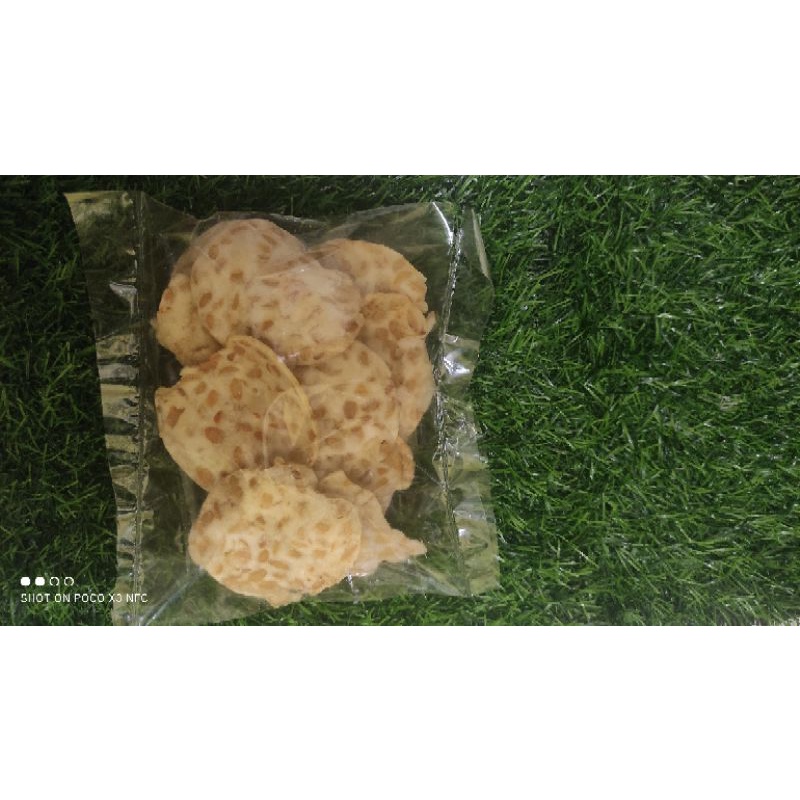 

Keripik tempe sagu