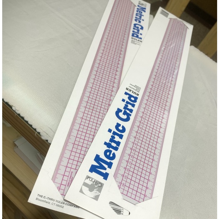 

BISA COD Pengaris Pola Metric Grid