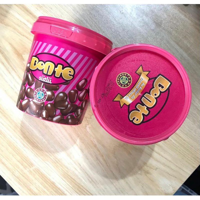 

✨NEW✨ -Bonte Chocolate From Turkey- 1.1.23