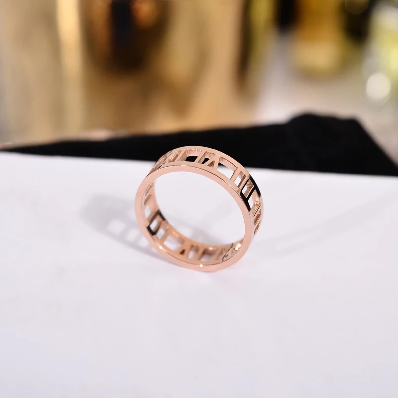 Cincin Titanium Steel Rose Gold 18K Model Hollow Untuk Wanita | Cincin Hypoallergenic Motif Tulisan Bahan Stainless Steel | Cincin Pasangan Untuk Pria / Wanita