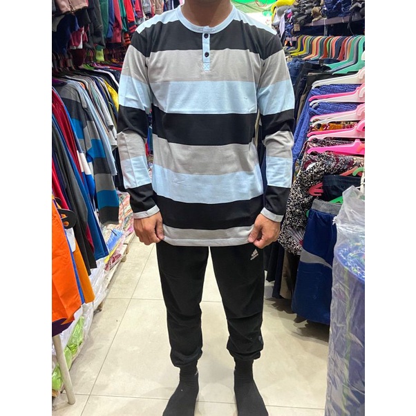 KAOS SALUR PRIA LENGAN PANJANG KANCING TIGA / OBLONG KANCING GARIS PRIA LENGAN PANJANG