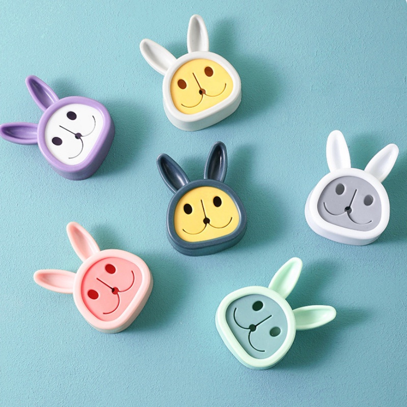 Smiling Rabbit Shaped Clip Rack Tahan Air Penyimpanan Perhiasan Kait Kamar Mandi Dapur Organizing Gadget Self Adhesive Hand Towel Holder