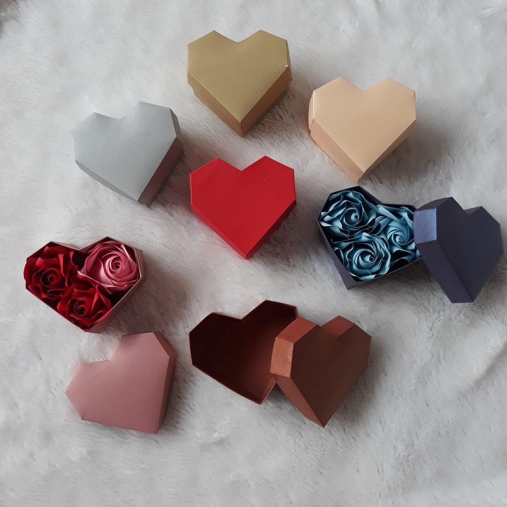 

Kotak Hadiah Bentuk Hati / Box Souvernir Bentuk Love