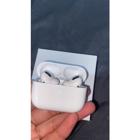 Second Airpods pro oem like new