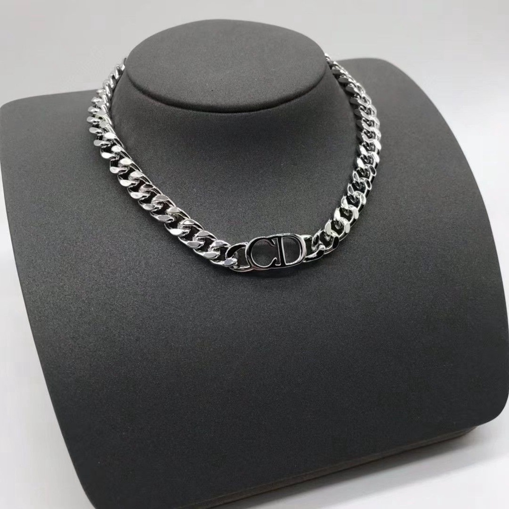 Kalung Desain Tulisan Unik Bahan Titanium Steel Gaya Hip-Hop Eropa Amerika Untuk Wanita