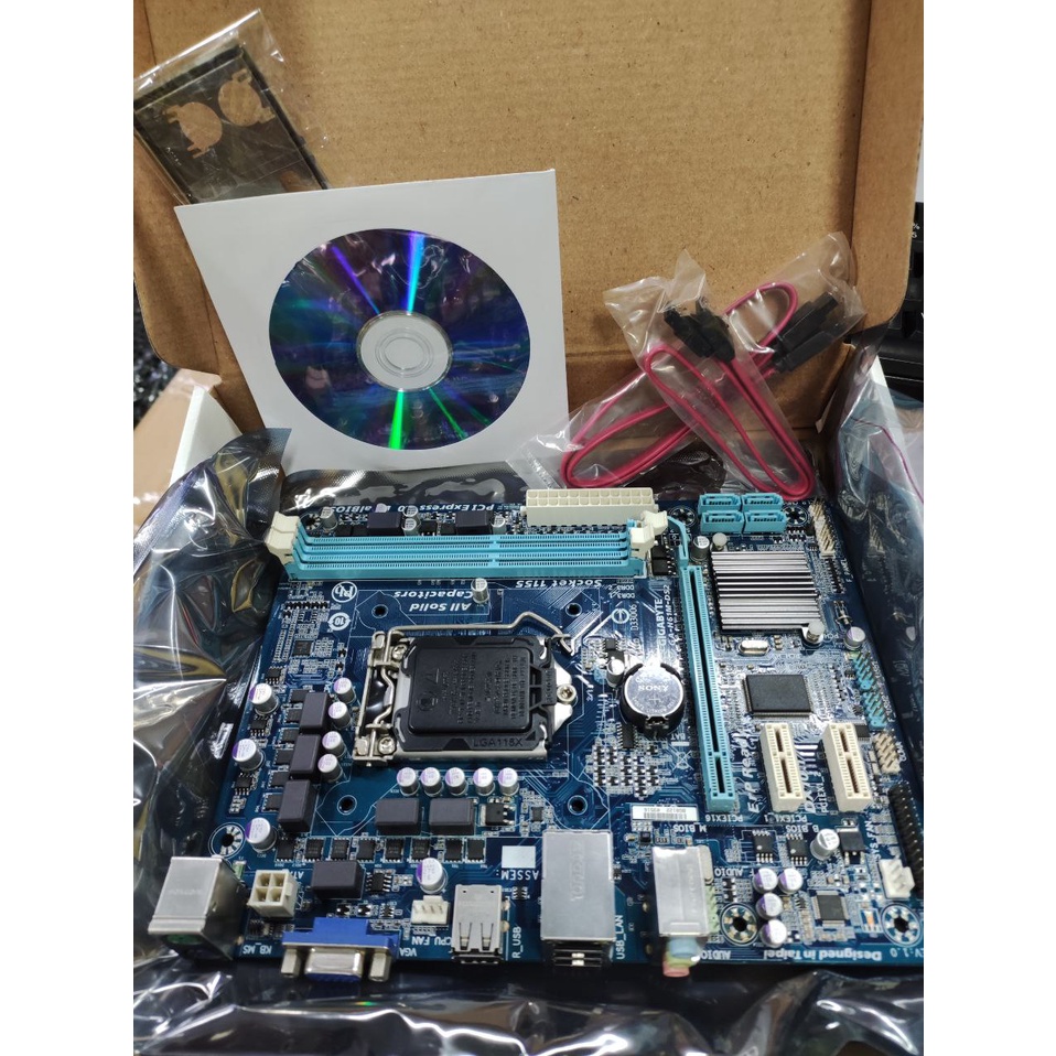 MOTHERBOARD GIGABYTE H61M-DS2 MAINBOARD H61 GIGABYTE NEW GARANSI