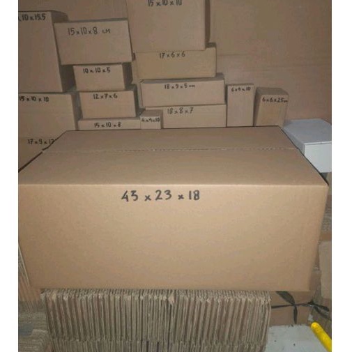 

kardus 43x23x18 cm polos luar dalam