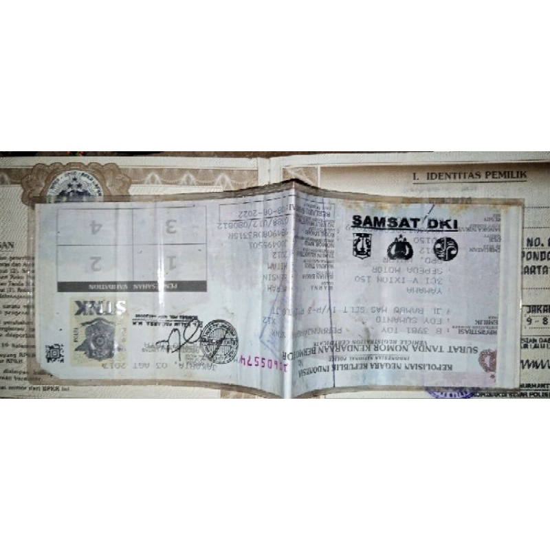 Dokumen BPKB & STNK Vixion tahun 2012 plat B