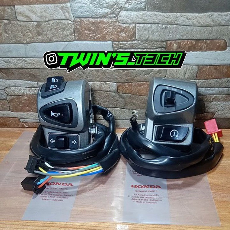 Saklar Set Kiri dan Kanan Motor Honda Scoopy Karbu Saklar Set Scoopy Karbu Holder Set Scoopy Karbu