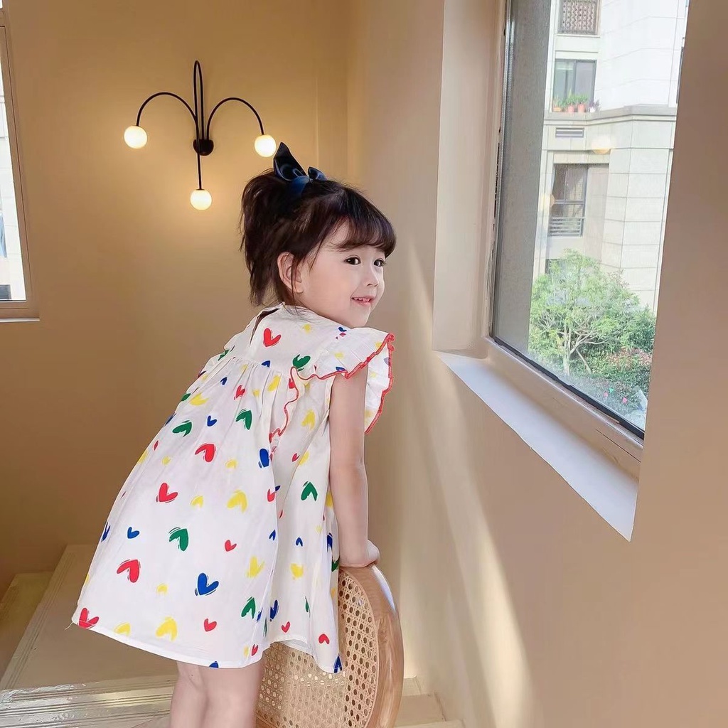 Baju anak perempuan usia 2-7 tahun bayi perempuan musim panas baru gaya asing versi Korea dari pakaian anak-anak rok pola cinta gaun putri lengan kupu-kupu lucu