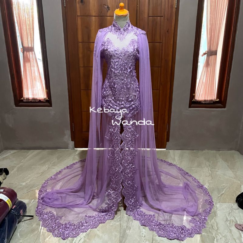 Gaun Pengantin / Gaun Pengantin Mewah / Kebaya Akad Nikah / Gaun Akad Nikah Terbaru / Baju Pengantin Murah / Kebaya Akad Kekinian