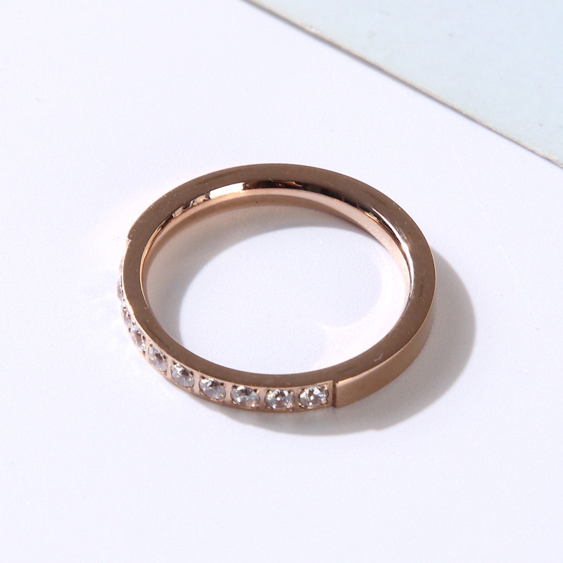 Cincin Berlian Satu Baris Bahan Titanium Steel |  Cincin Hypoallergenic Tidak Pudar Anti Karat Aksen Berlian | Perhiasan Cincin Model Simple Unik