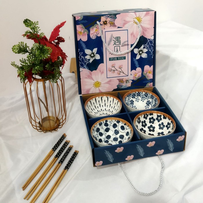 

JAPANESE SET TABLEWARE / PIRING SET JEPANG / JAPANESE HAMPERS BOWL - Flower 4 bowl