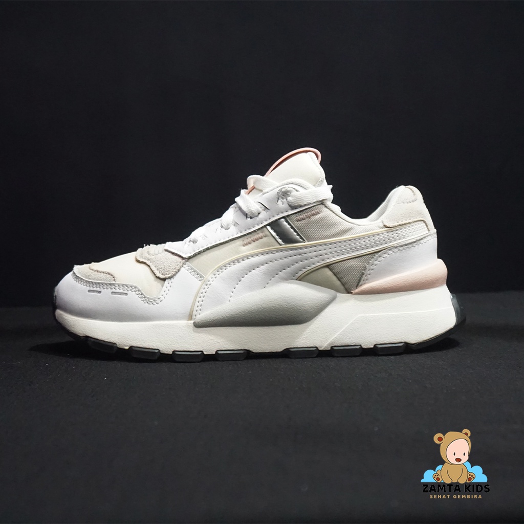 SEPATU ANAK PEREMPUAN Fila Size 35