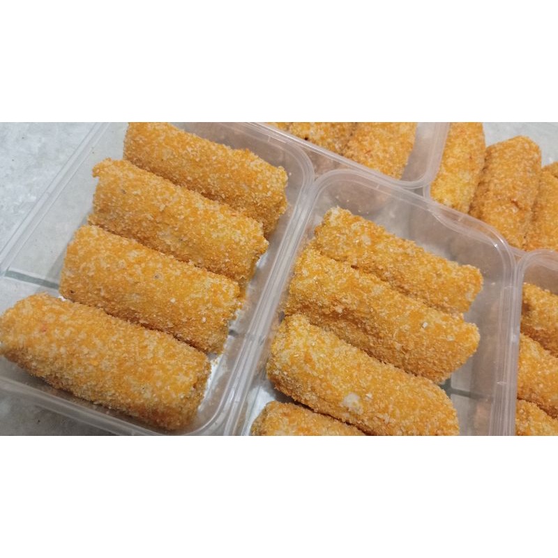 

Risoles ayam | risoles ayam pedas | risoles pedass 4rb/pcs