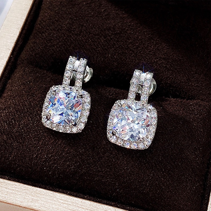 Pea Hot Cubic Zirconia Stud Earrings Untuk Wanita Berkualitas Tinggi Perak Disepuh Telinga Tindik Aksesoris Fashion Perhiasan Serbaguna