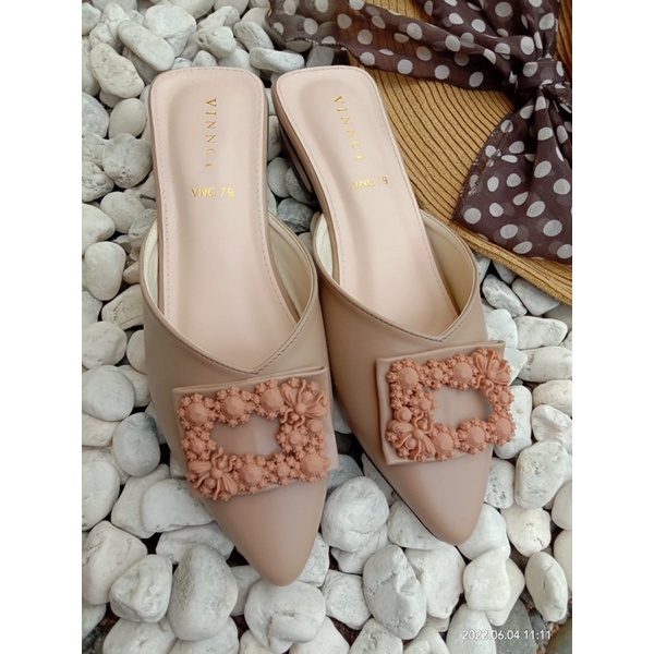 Vinnci peemium Rayya slip on 2 cm by Misuta Shoes