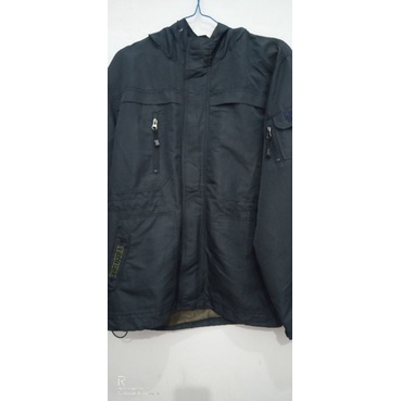 Jaket outdoor second