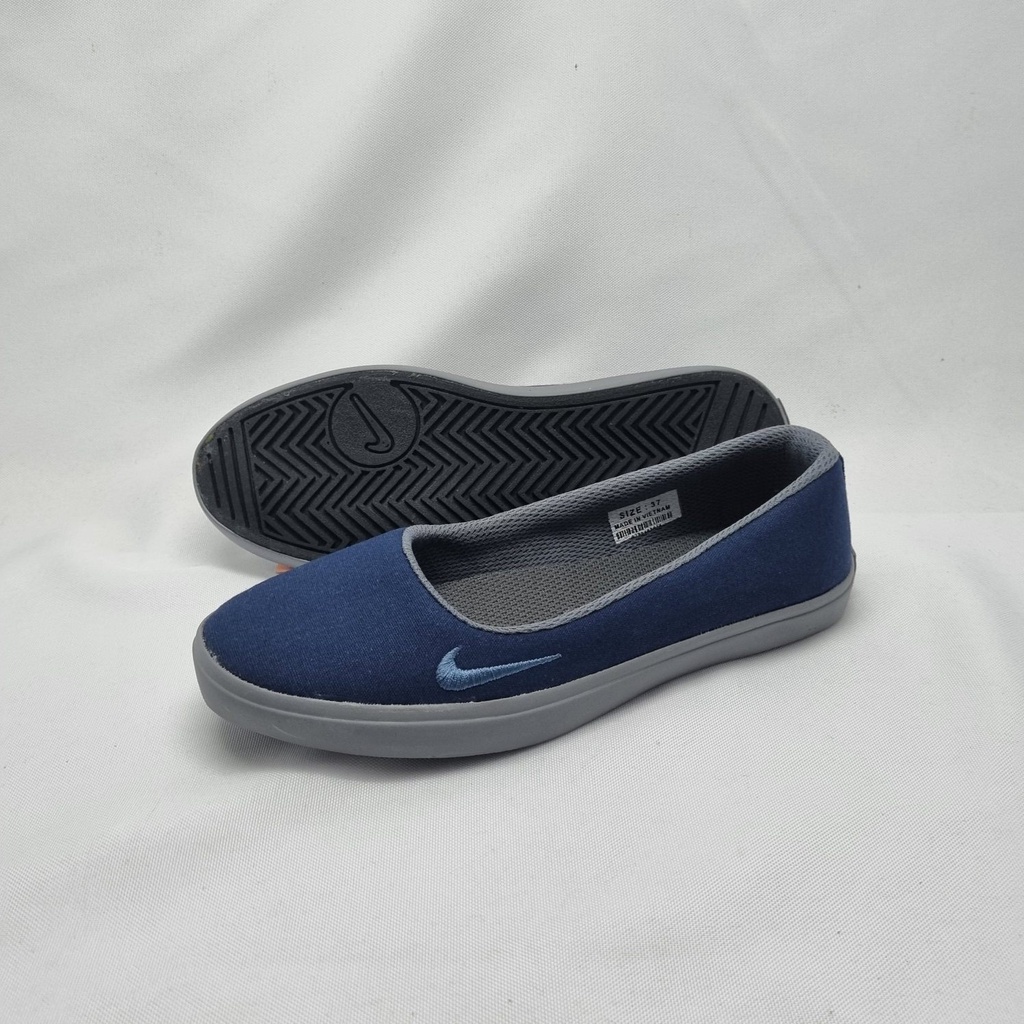 SEPATU WANITA SLIP ON BLT01.SEPATU SLIP ON TERBARU.SEPATU HIJABERS.SEPATU KULIAH.SEPATU SANTAI