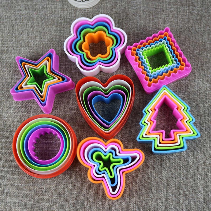 CETAKAN KUE COOKIE CUTTER 5 SIZE PLASTIK CETAKAN BULAT LOVE BINTANG BUNGA ORANG XMAS TREE ORANG HATI