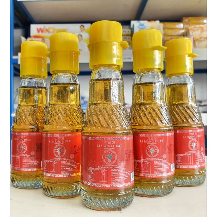 

Minyak Wijen Li Mang Huat 100Gr / Sesame Oil Li Mang Huat 100Gr