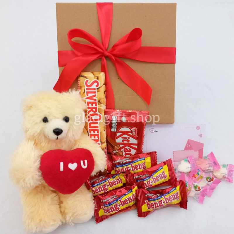 

Hampers Kado Gift Box Valentine Ulang Tahun Anniversary Pacar